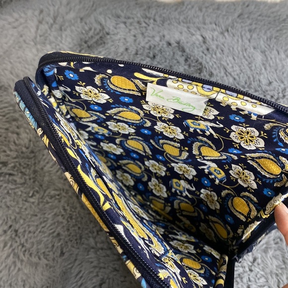 Vera Bradley Tablet Holder - Picture 4 of 7
